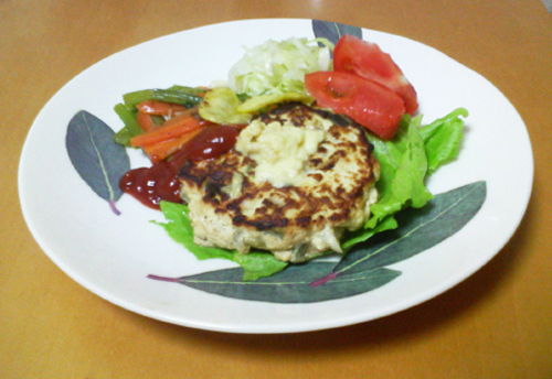 鶏胸肉と豆腐のハンバーグ